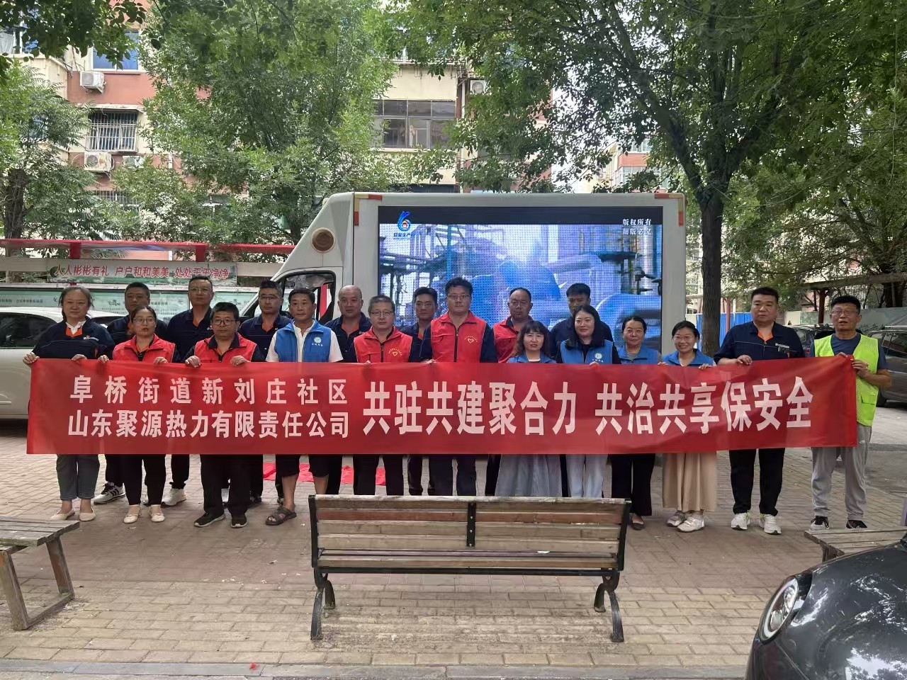 00ebfefbe0065031da9ee83331ab1d1.jpg 00ebfefbe0065031da9ee83331ab1d1.jpg